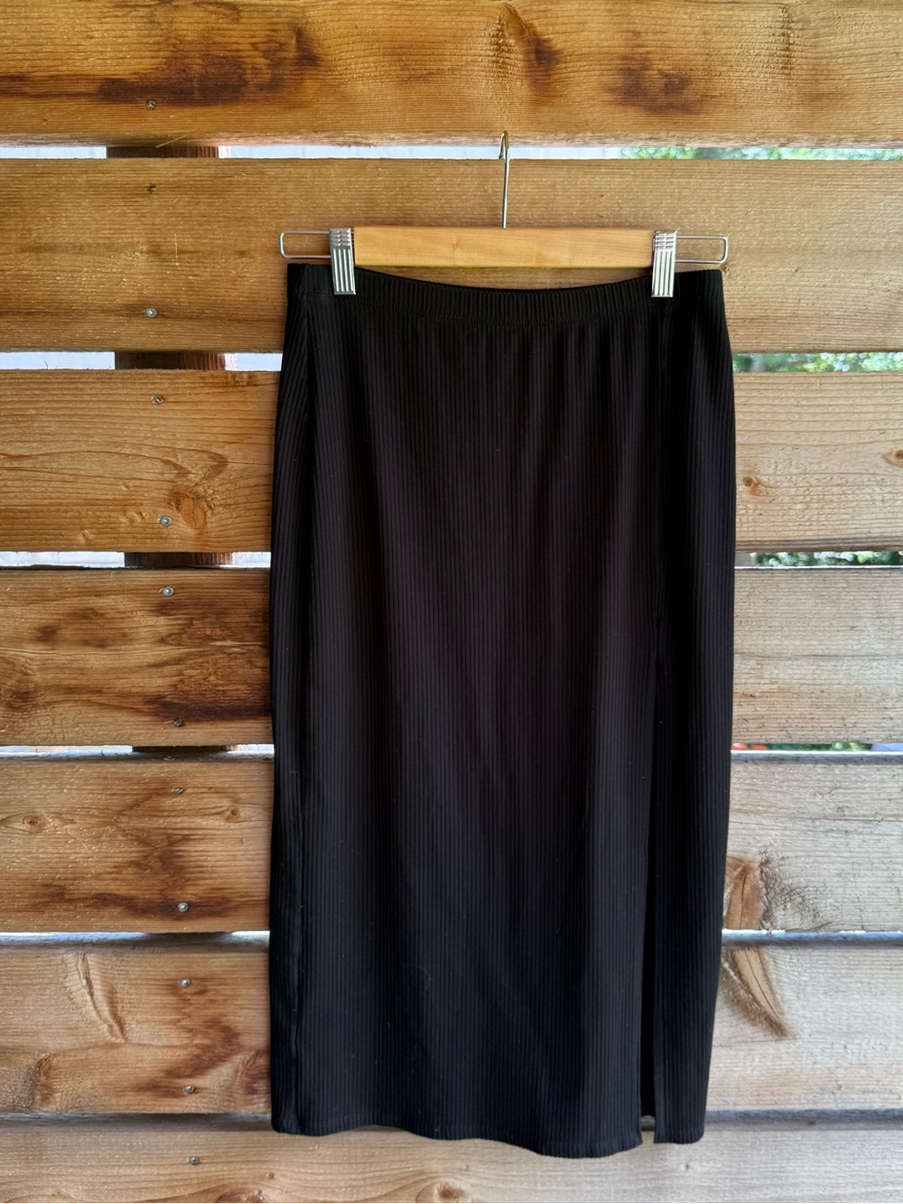 Reformation ribbed midi skirt with slit | medium